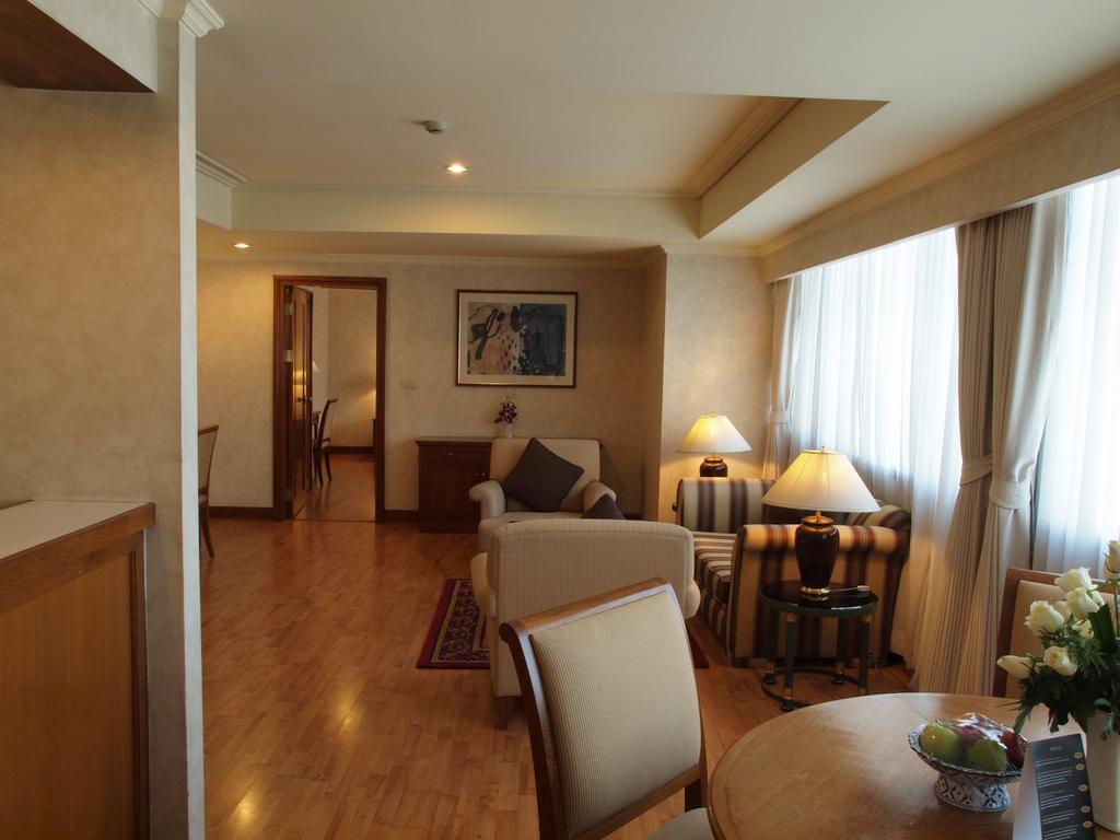 Rembrandt Suites Banguecoque Exterior foto