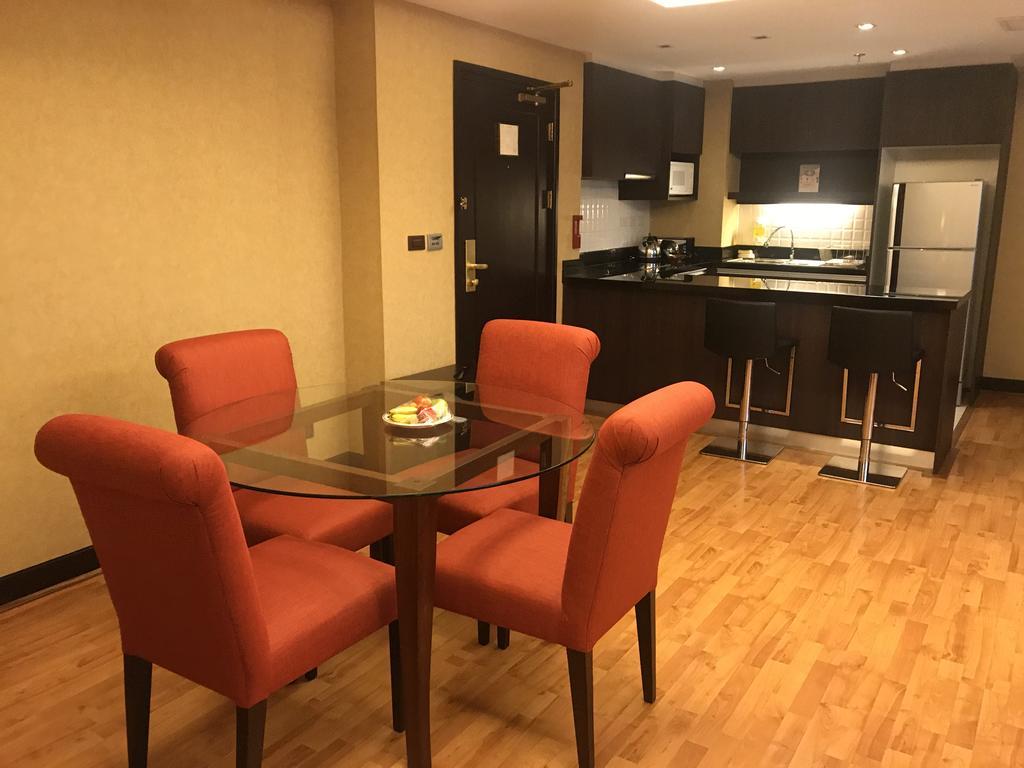 Rembrandt Suites Banguecoque Exterior foto